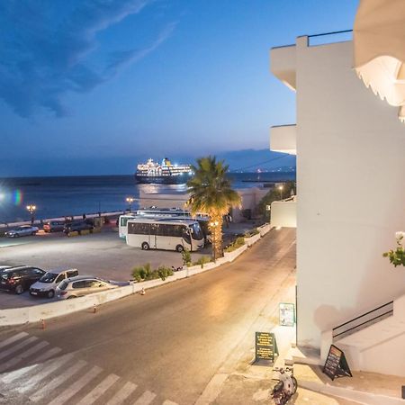 Fratelli Family Rooms Tinos ภายนอก รูปภาพ