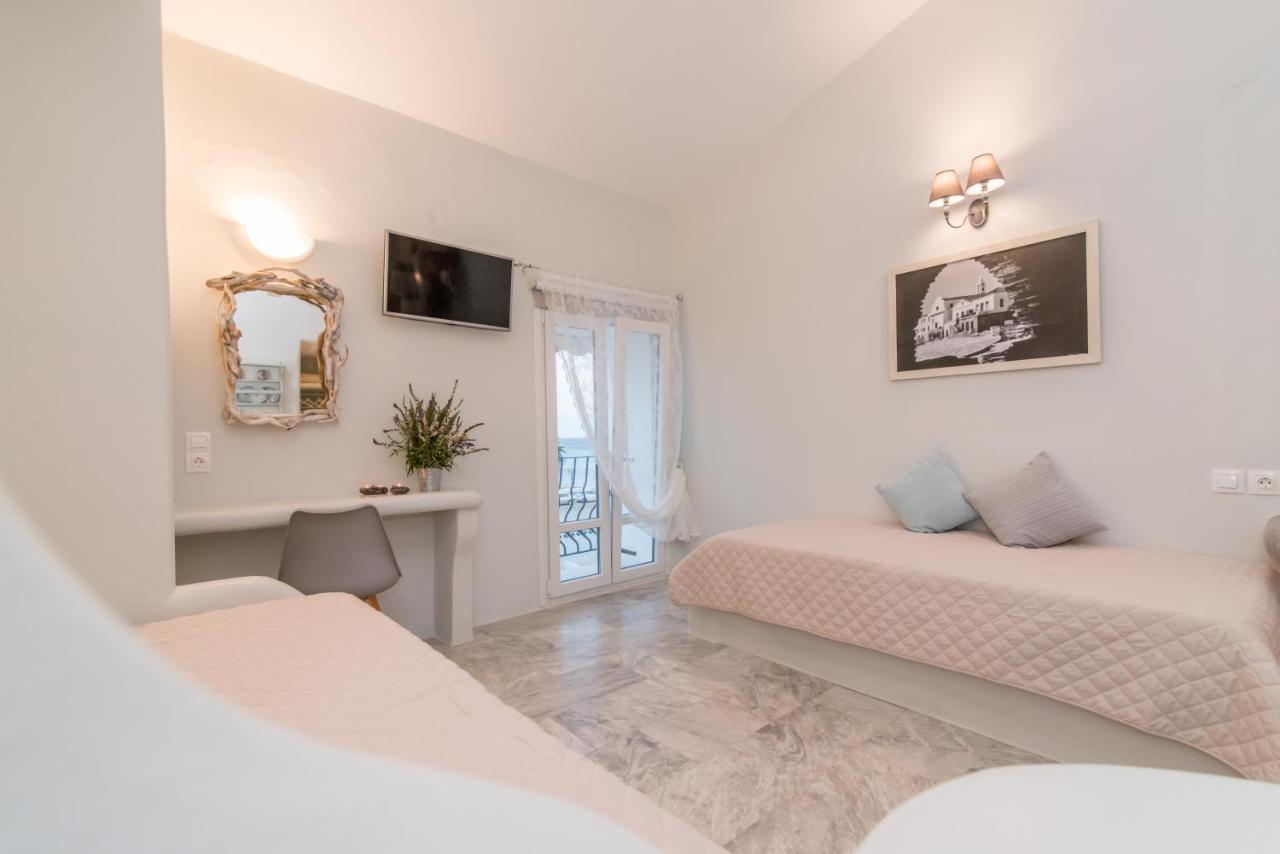 Fratelli Family Rooms Tinos ภายนอก รูปภาพ