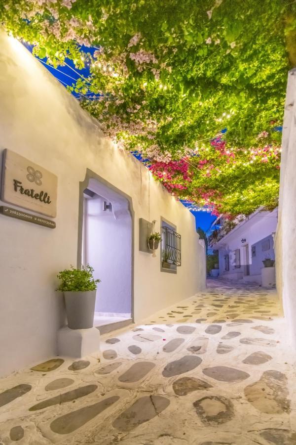 Fratelli Family Rooms Tinos ภายนอก รูปภาพ