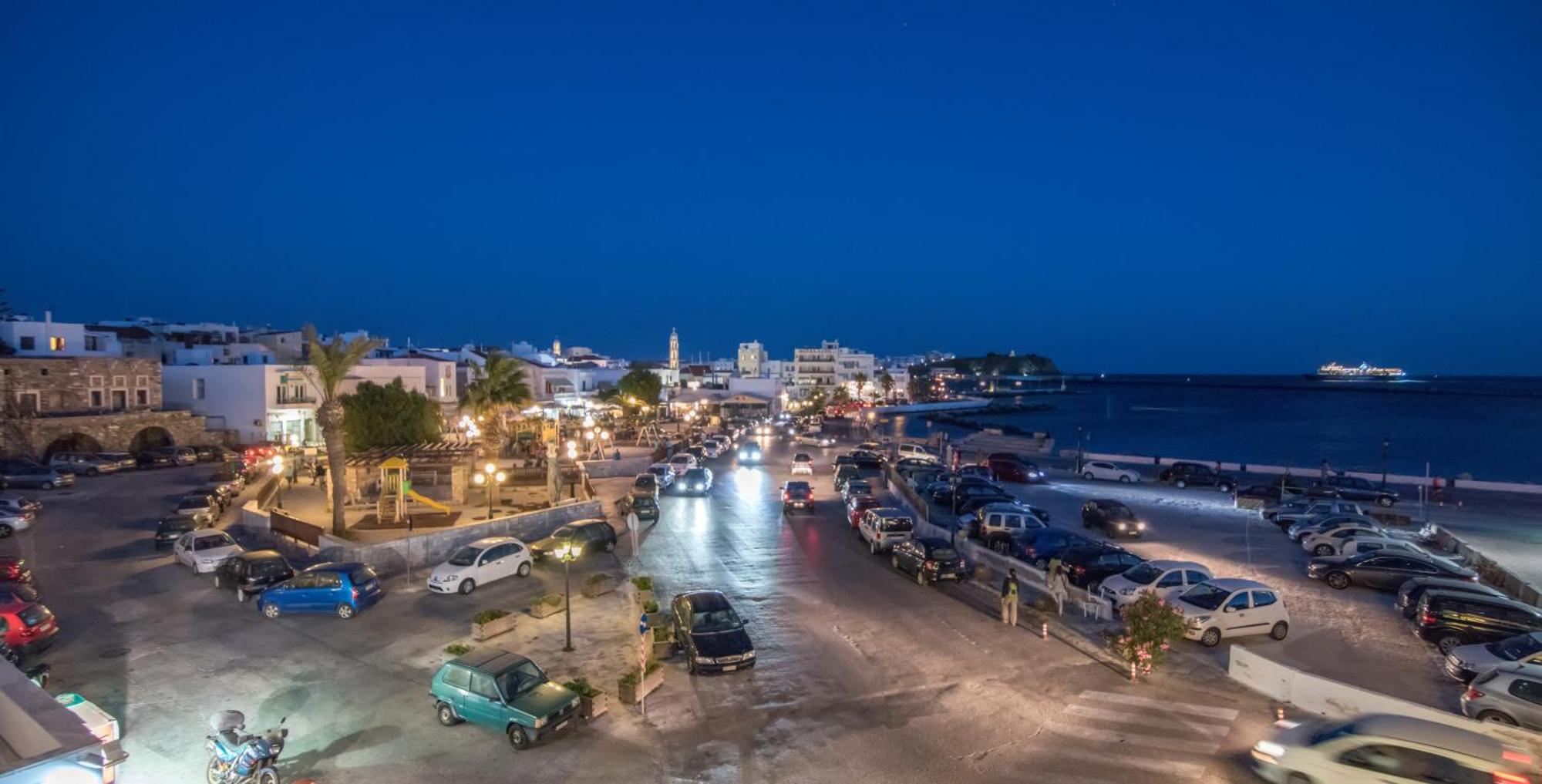 Fratelli Family Rooms Tinos ภายนอก รูปภาพ